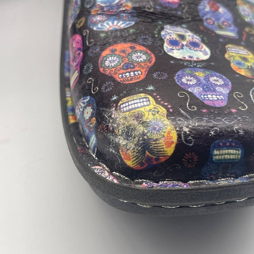 Alegria Women’s Nursing Shoes – Size 40 – Sugar Skull Print – Slip Resistant - Picture 11 of 16
